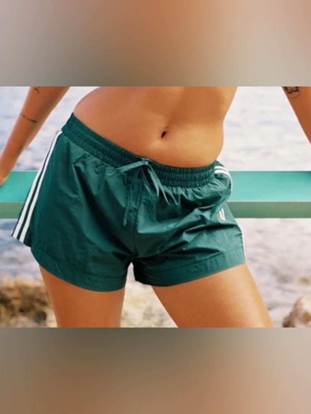 PRINCESS POLLY - BORDERLINE TRACK SHORTS (GREEN)